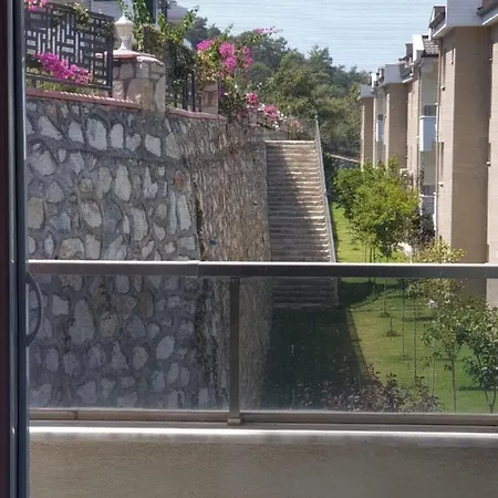 Ege Yeldiz Appartement